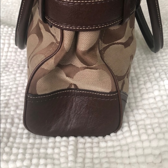 Coach Hampton Satchel - Picture 6 of 10